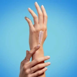 BiothermBiomains                Crème Jeunesse des Mains - Anti-desséchement & Fortification des Ongles