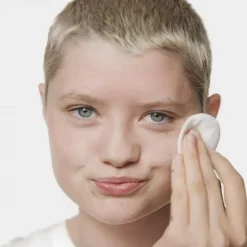 CLINIQUEClarifying Lotion                Lotion Exfoliante 4 - Peaux grasses