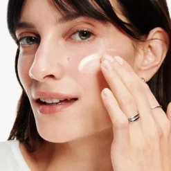 CLINIQUEDramatically Different Moisturizing Lotion+                Émulsion Hydratante Tellement Différente