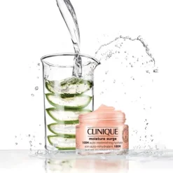 CLINIQUEMoisture Surge                Soin Auto-Réhydratant 100 H
