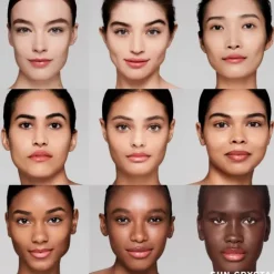 ESTEE LAUDERPure Color Crystal                Baume à Lèvres Hydratant Révélateur de Couleur