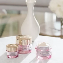 ESTEE LAUDERResilience Multi-Effect                Crème Tri-Peptide Visage et Cou SPF 15 - Peaux Normales