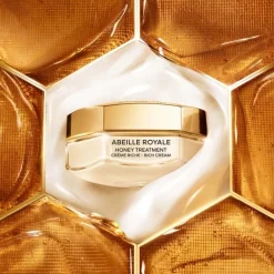GUERLAINAbeille Royale                Honey Treatment Crème Riche