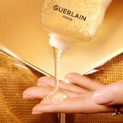 GUERLAINAbeille Royale                Soin-en-mousse Nettoyant