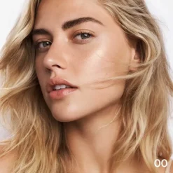 GUERLAINTerracotta Luminizer                La Poudre Enlumineur - 96% d'ingrédients d'origine naturelle Éclat scintillant & doré