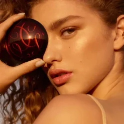 GUERLAINTerracotta Luminizer                La Poudre Enlumineur - 96% d'ingrédients d'origine naturelle Éclat scintillant & doré