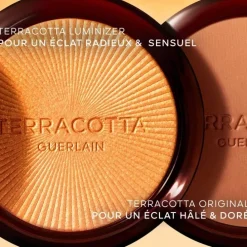 GUERLAINTerracotta Luminizer                La Poudre Enlumineur - 96% d'ingrédients d'origine naturelle Éclat scintillant & doré