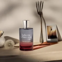 Juliette Has a GunOde to Dullness                Eau de Parfum - Format Voyage