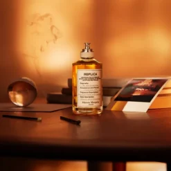 Maison MargielaREPLICA By The Fireplace                Eau de Toilette - Flacon Recharge