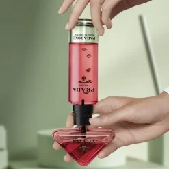 Prada Paradoxe Radical Essence                Parfum Floral Ambré Boisé - Flacon Recharge